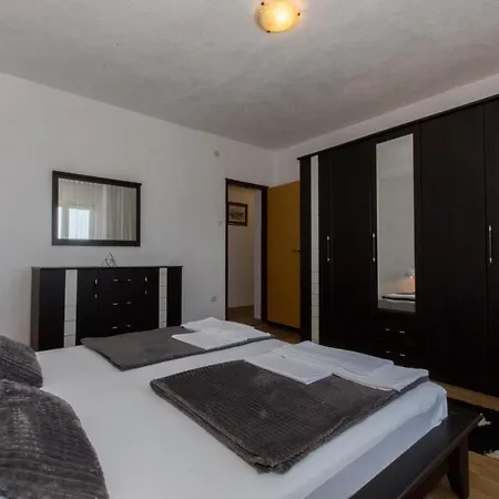 Vacation Petar * Μακάρσκα