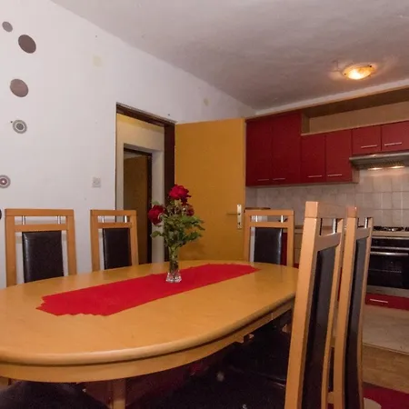 Holiday home Vacation Petar Makarska