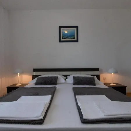 Holiday home Vacation Petar Makarska